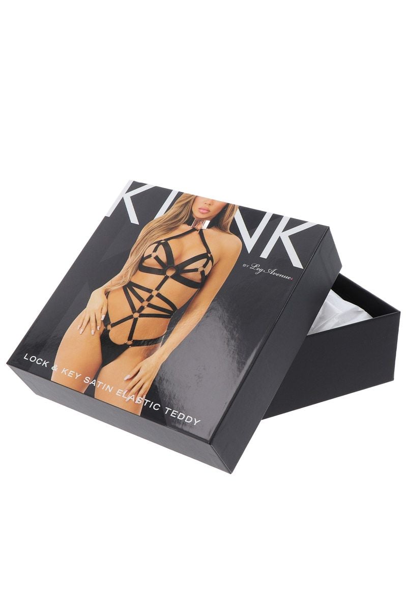 Čierne crotchless harness body KI4047