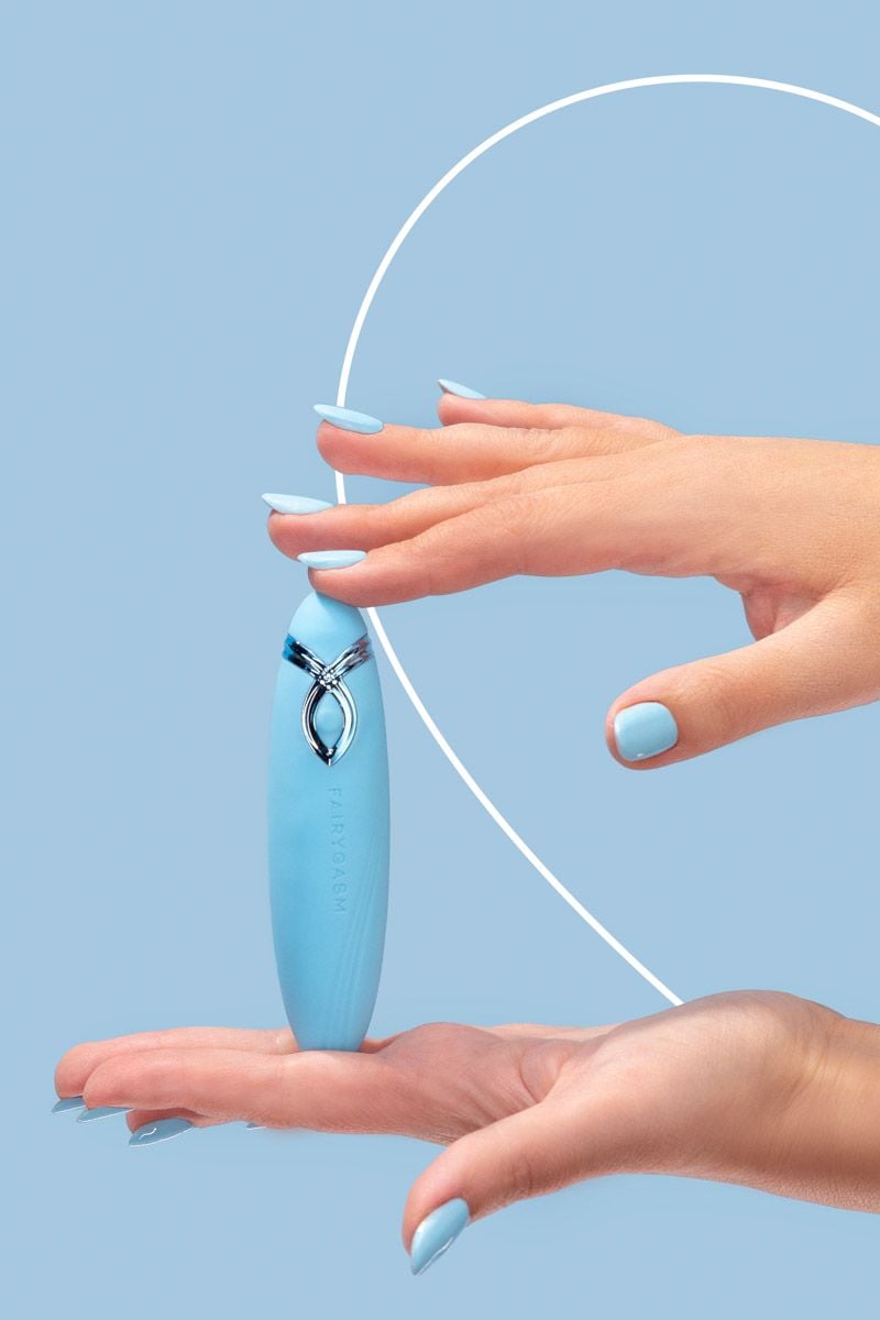 Modrý cestovný vibrátor PleasureArrow 11.5cm